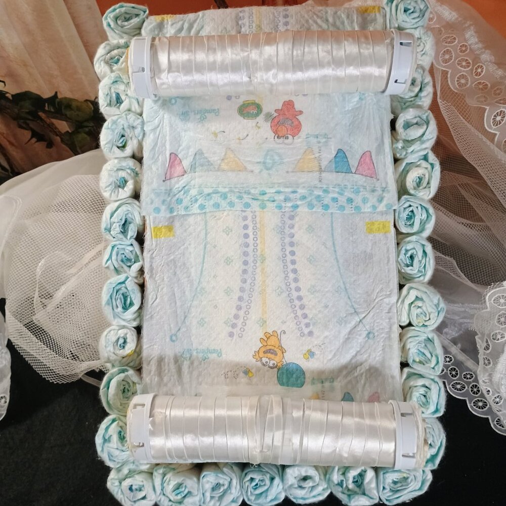 EUC: Handmade Bassinet Diaper Cake Great For Baby Shower Centerpiece - Picture 4 of 9